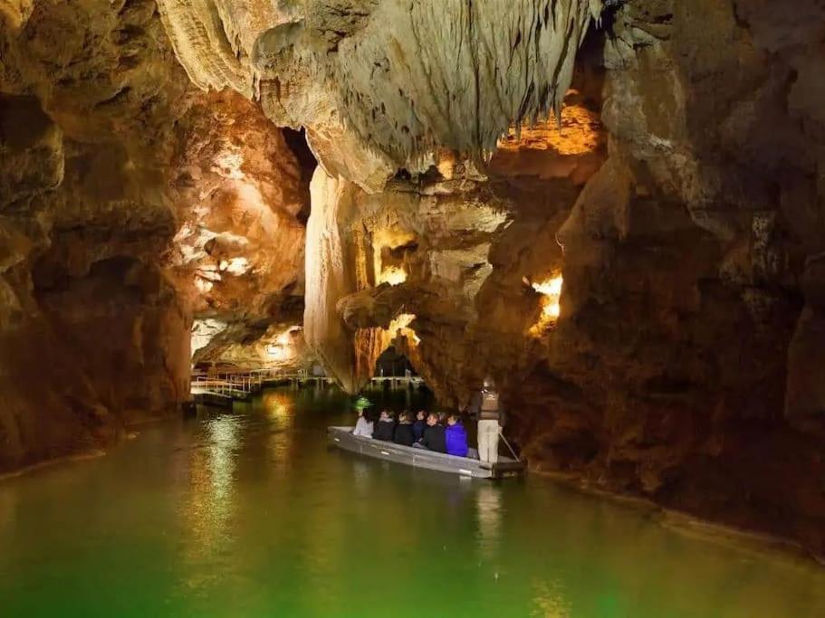 Vakantiehuis La Poire, Op Landgoed Aan De Dordogne Prudhomat Bagian luar foto