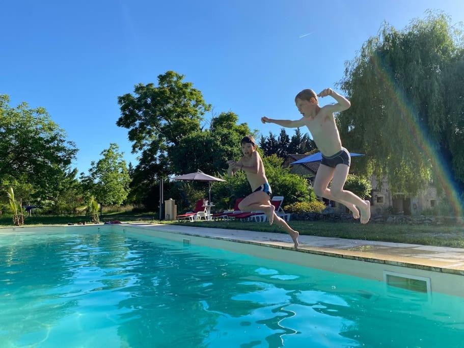 Vakantiehuis La Poire, Op Landgoed Aan De Dordogne Prudhomat Bagian luar foto