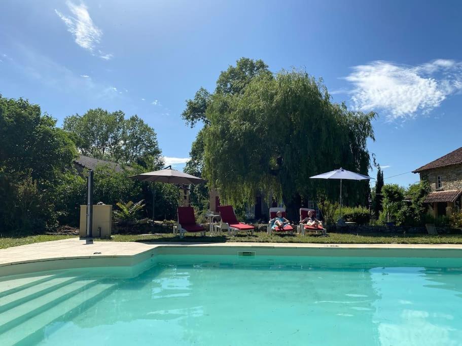 Vakantiehuis La Poire, Op Landgoed Aan De Dordogne Prudhomat Bagian luar foto